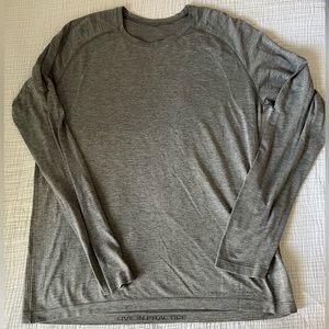 Lululemon Metal Vent Tech Gray Long Sleeve XXL
